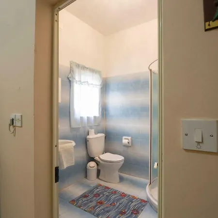 Airconditioned Central Two Bedroomed Marsalforn